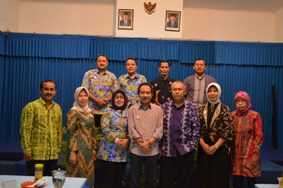 FORUM KOMUNIKASI DAN KEMITRAAN (FKK)  DALAM PENGEMBANGAN POTENSI LOKAL ANYAMAN BAMBU  DI KECAMATAN S
