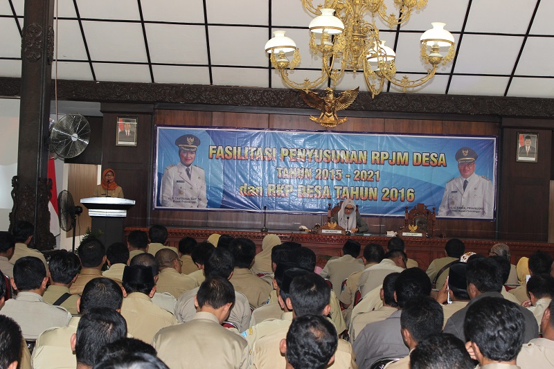 SURVEI LOKASI KEMITRAAN DENGAN PT INDOMARCO DI DESA SOGAAN 